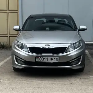 Kia K5, 2011