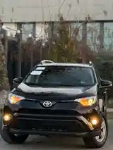 Toyota RAV 4, 2015-3