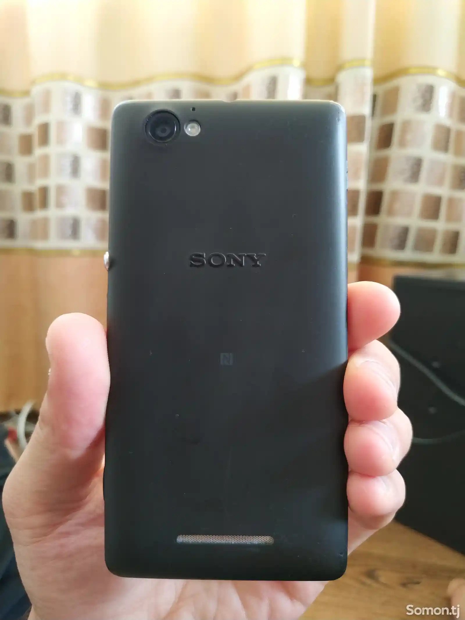 Телефон Sony Xperia-2