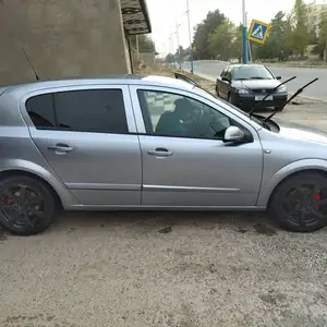 Opel Astra H, 2005