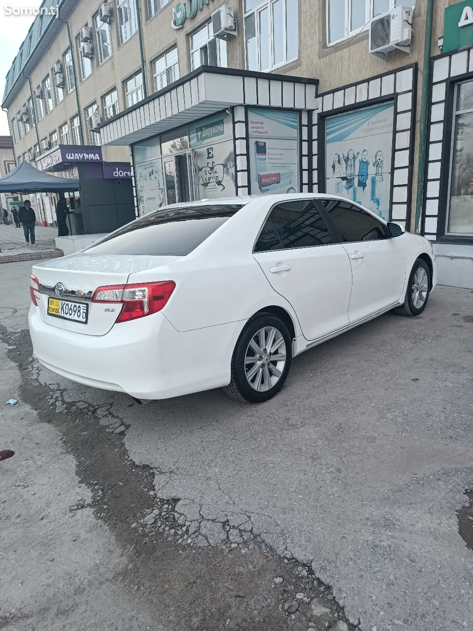 Toyota Camry, 2012-1