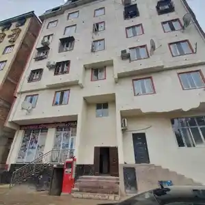 1-комн. квартира, Цокольный этаж, 34 м², Гравзавод