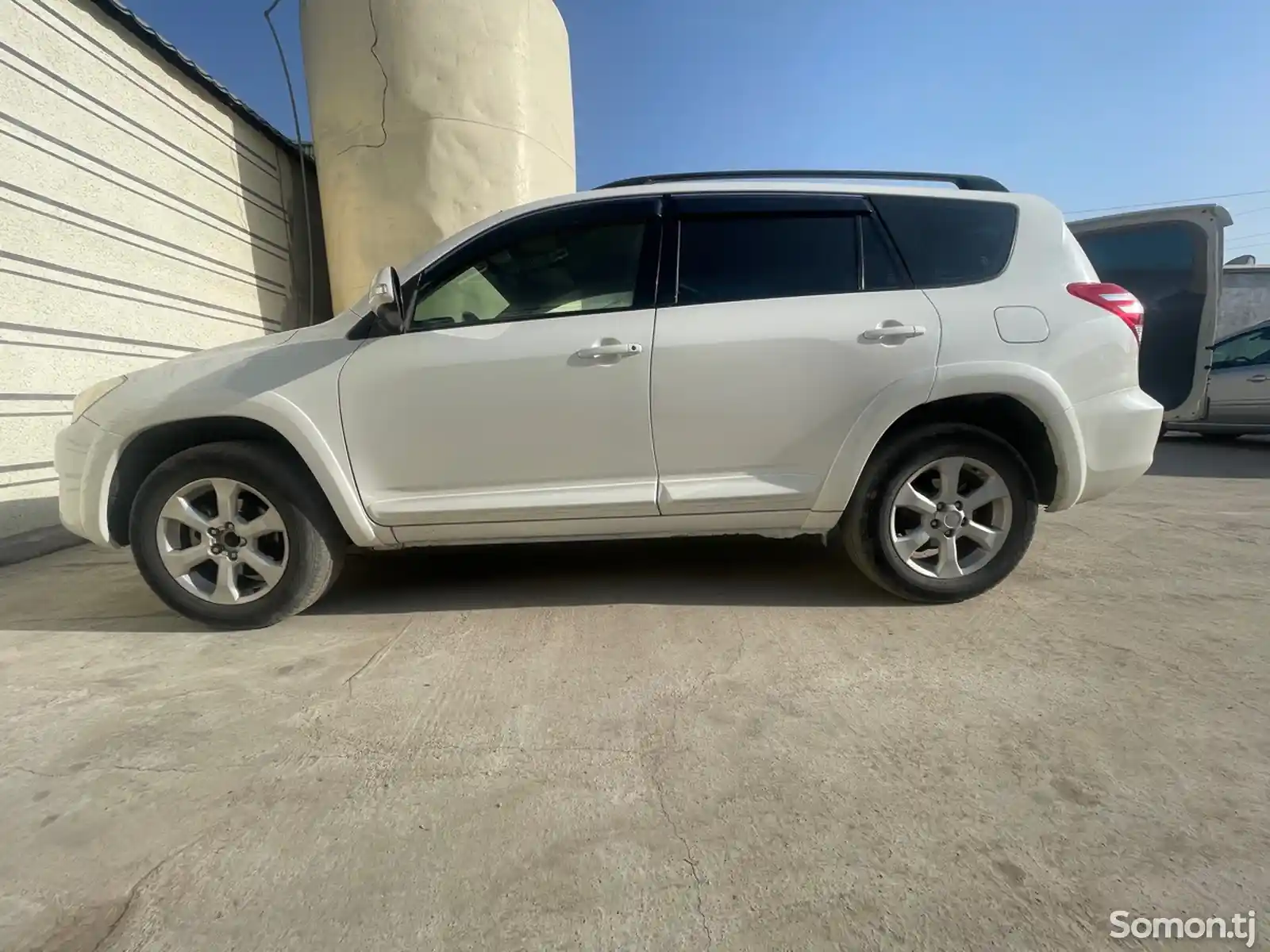 Toyota RAV 4, 2010-3