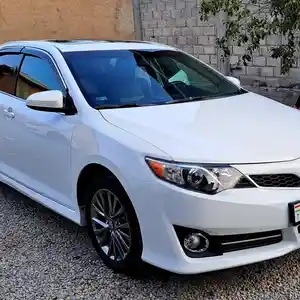 Toyota Camry, 2013