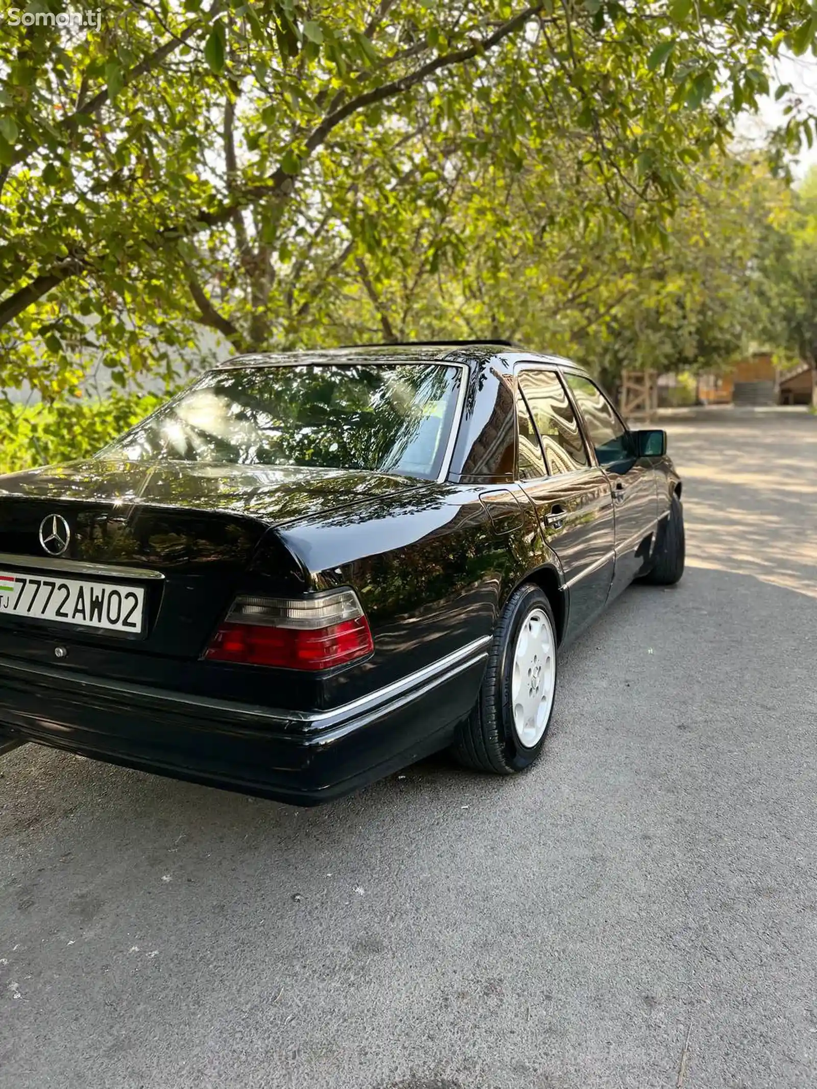 Mercedes-Benz W124, 1993-6