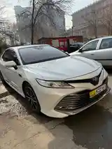 Toyota Camry, 2017-3