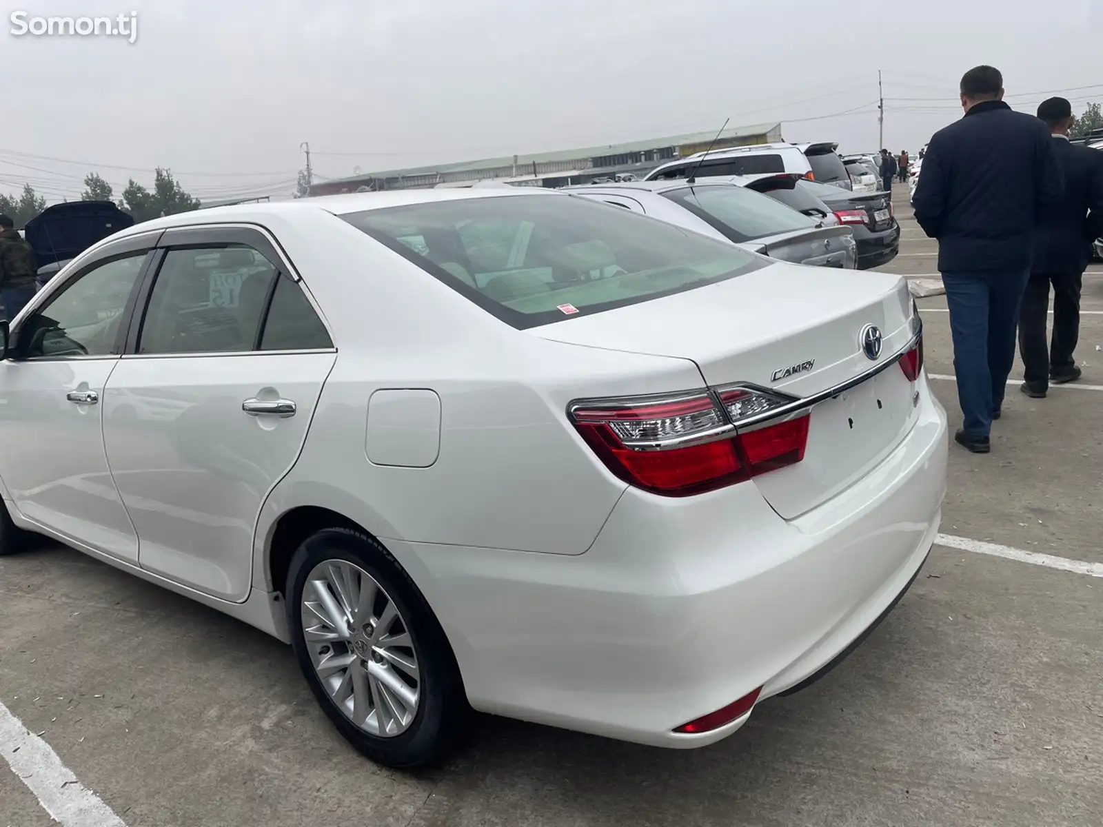 Toyota Camry, 2015-12