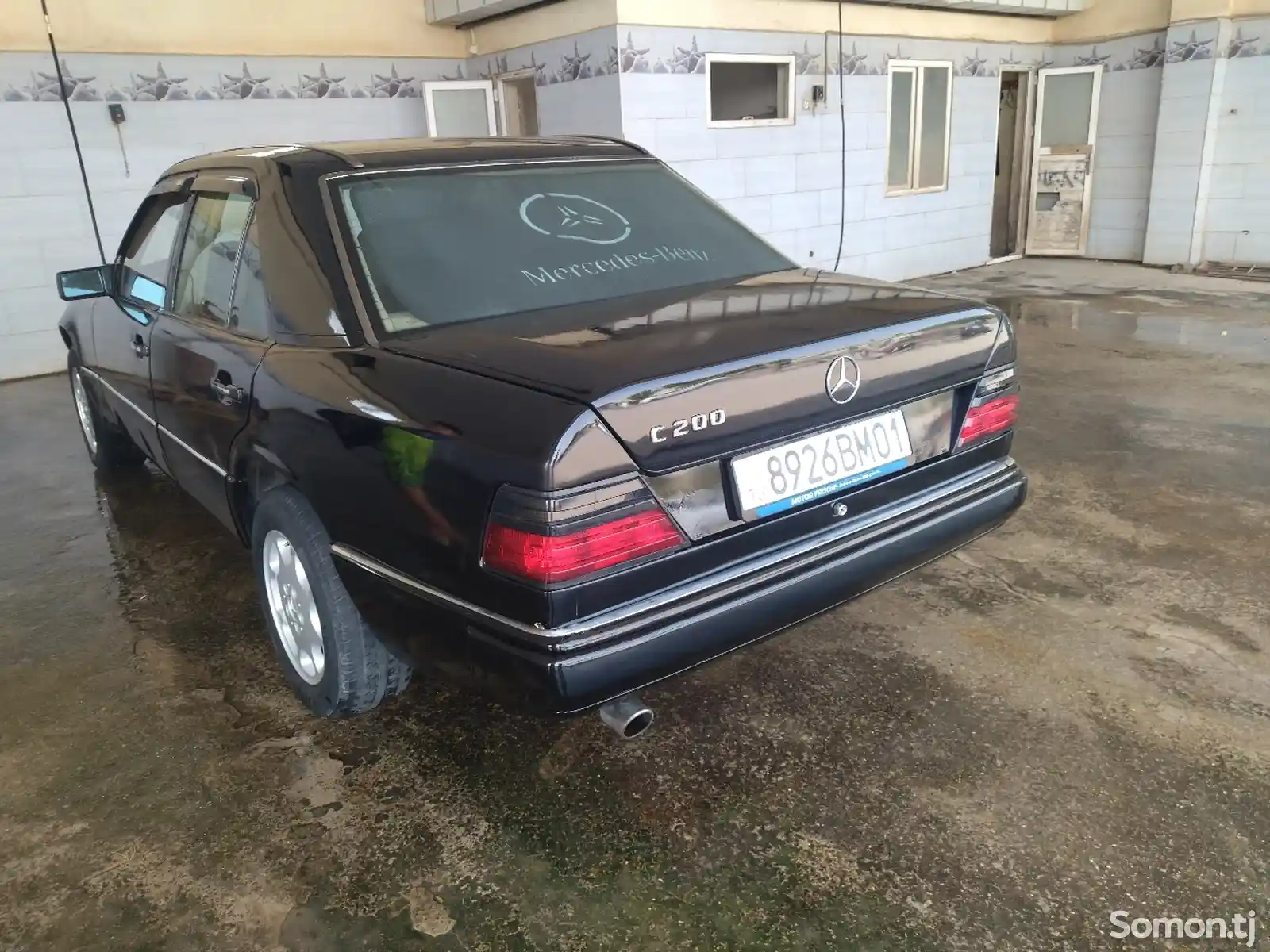 Mercedes-Benz W124, 1992-3