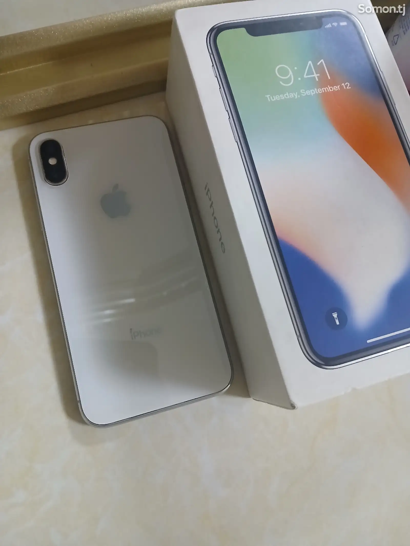 Apple iPhone X, 64 gb, Silver-1