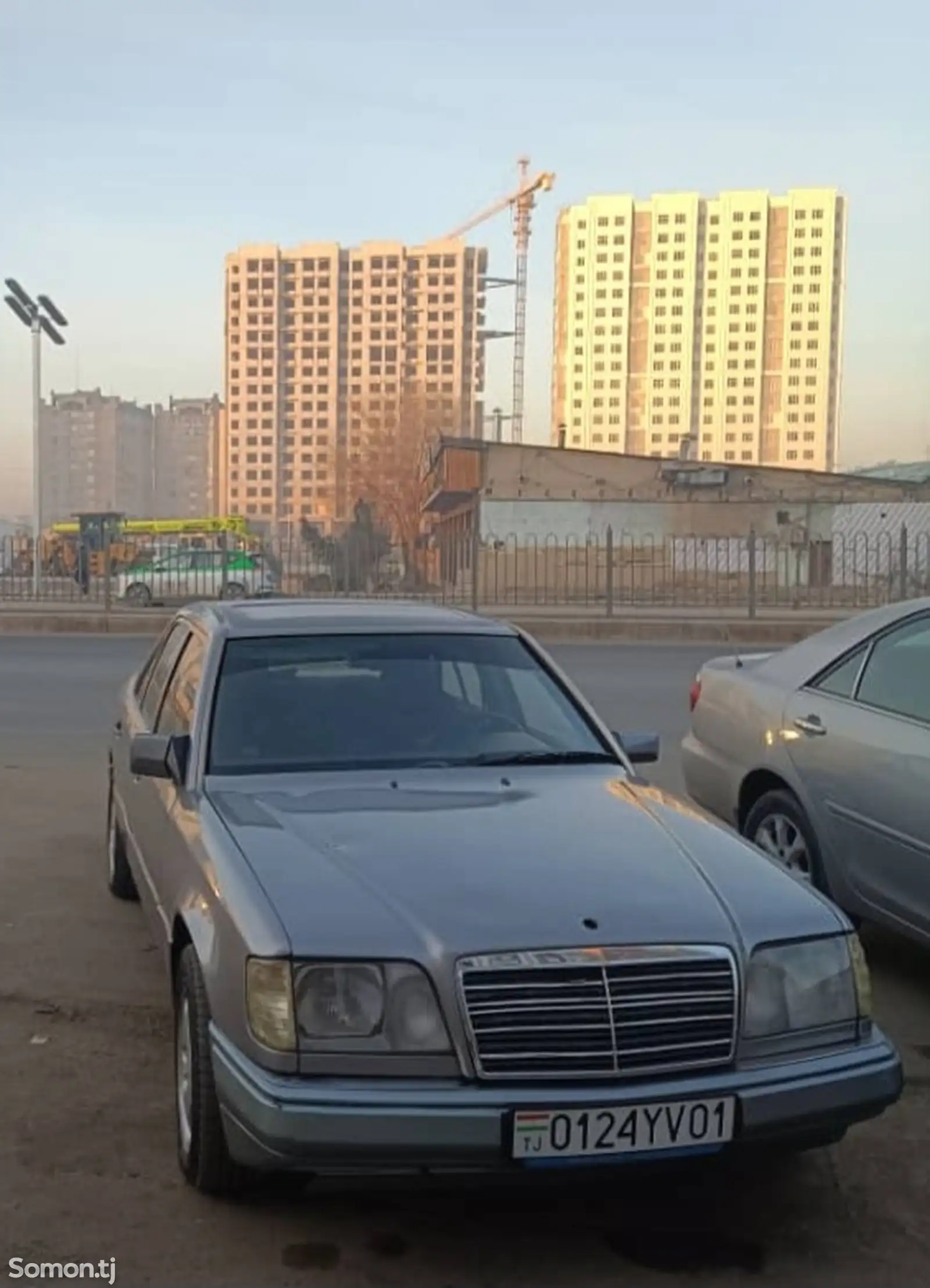 Mercedes-Benz W124, 1989-1