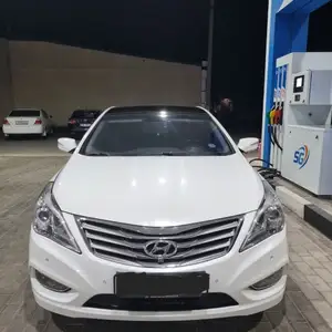 Hyundai Grandeur, 2011