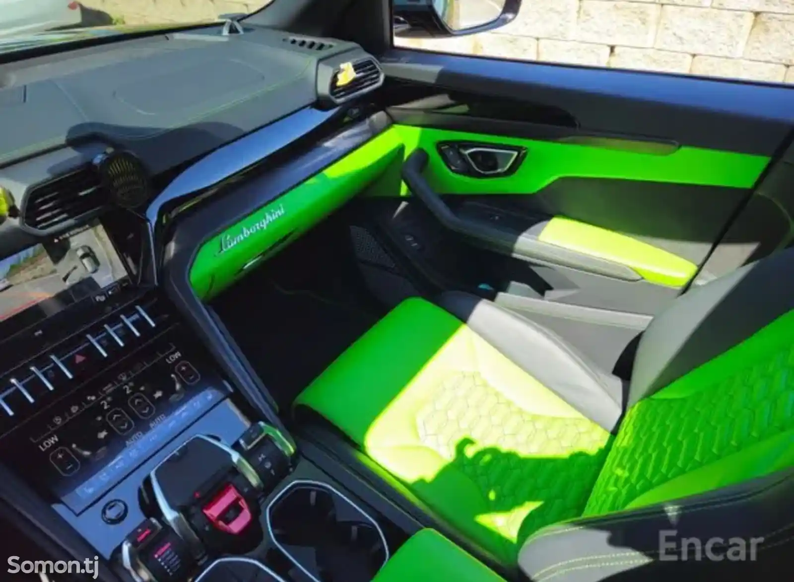 Lamborghini Urus V8, 2023 на заказ-15