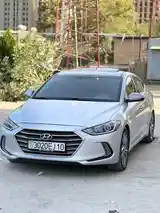 Hyundai Elantra, 2017-2