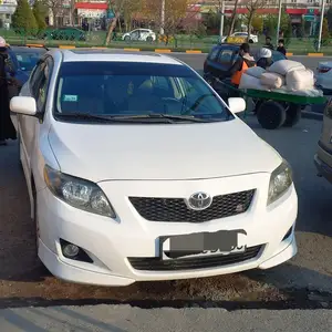 Toyota Corolla, 2010