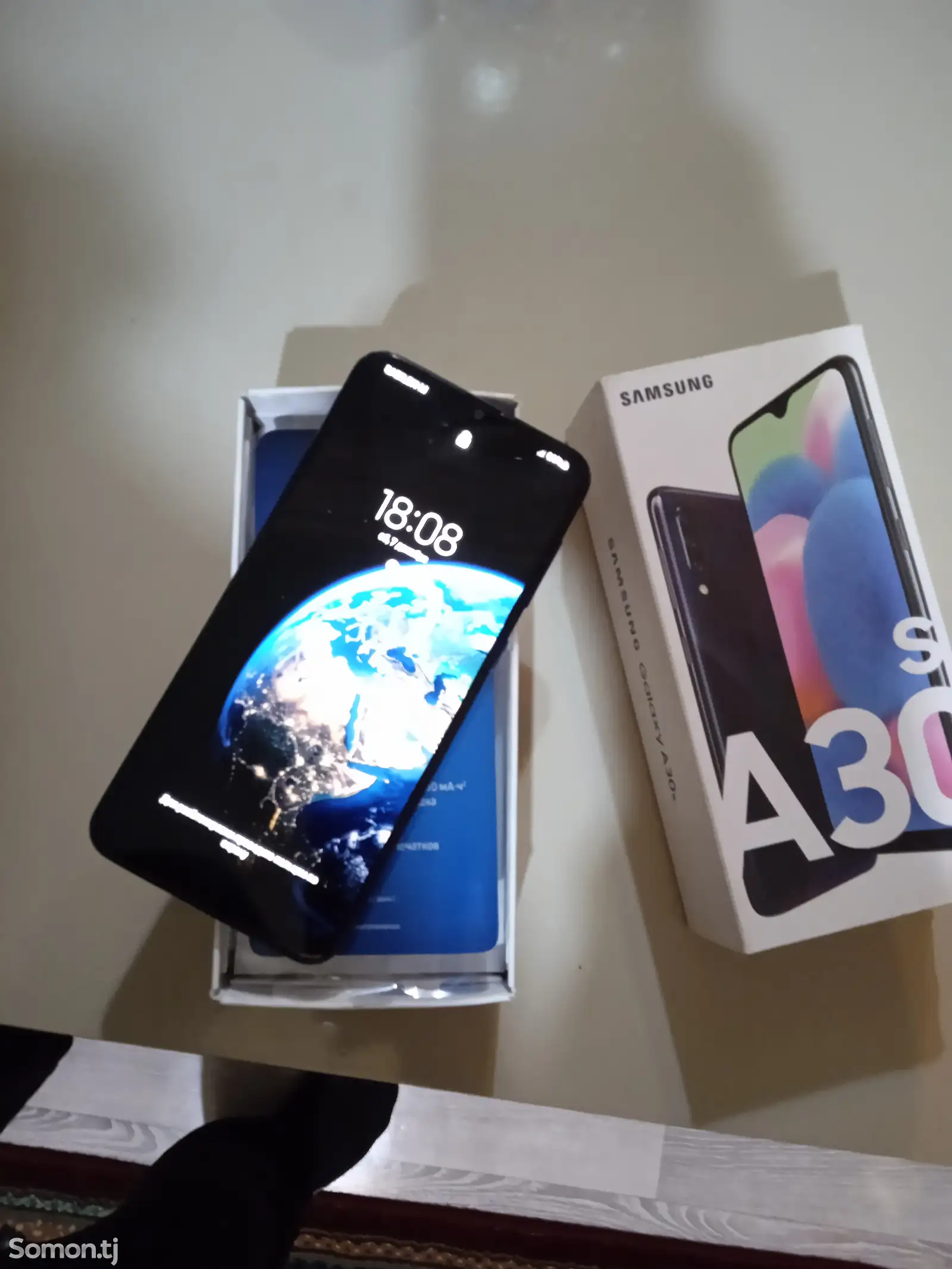 Samsung Galaxy A30-1