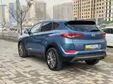 Hyundai Tucson, 2015-5