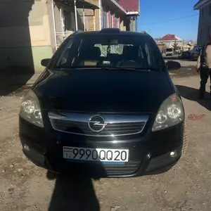 Opel Zafira, 2009