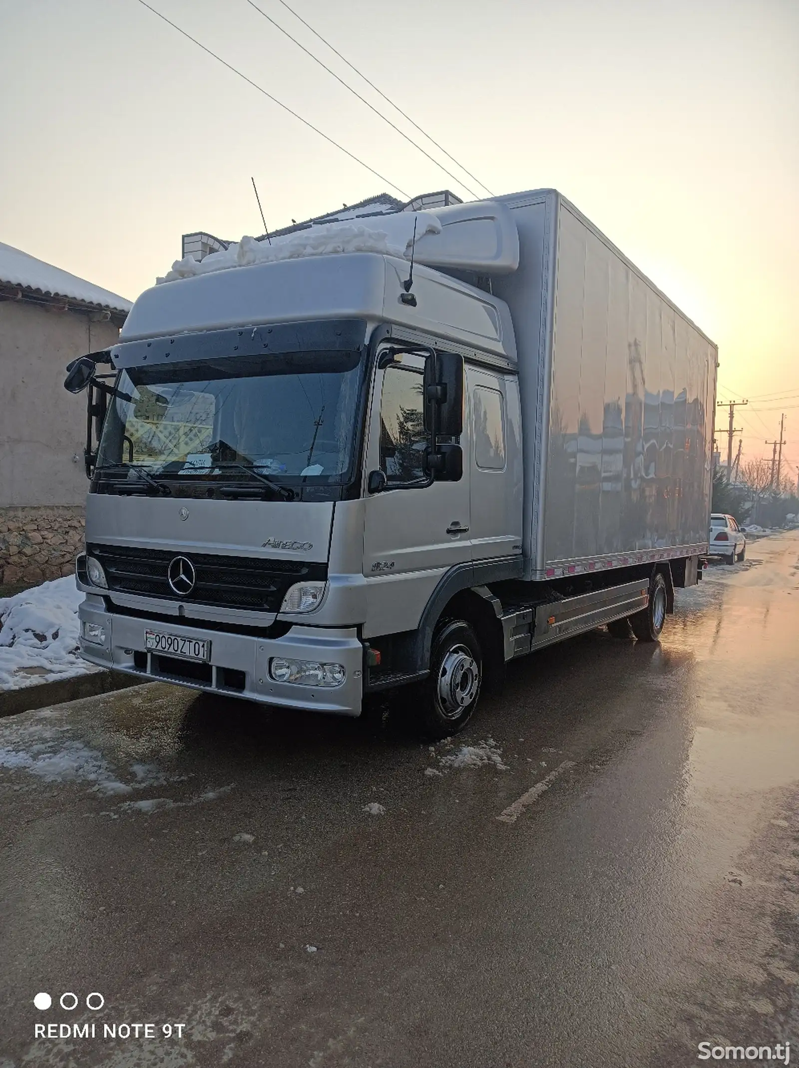 Бортовой грузовик Mercedes-Benz Atego 824, 2008-1