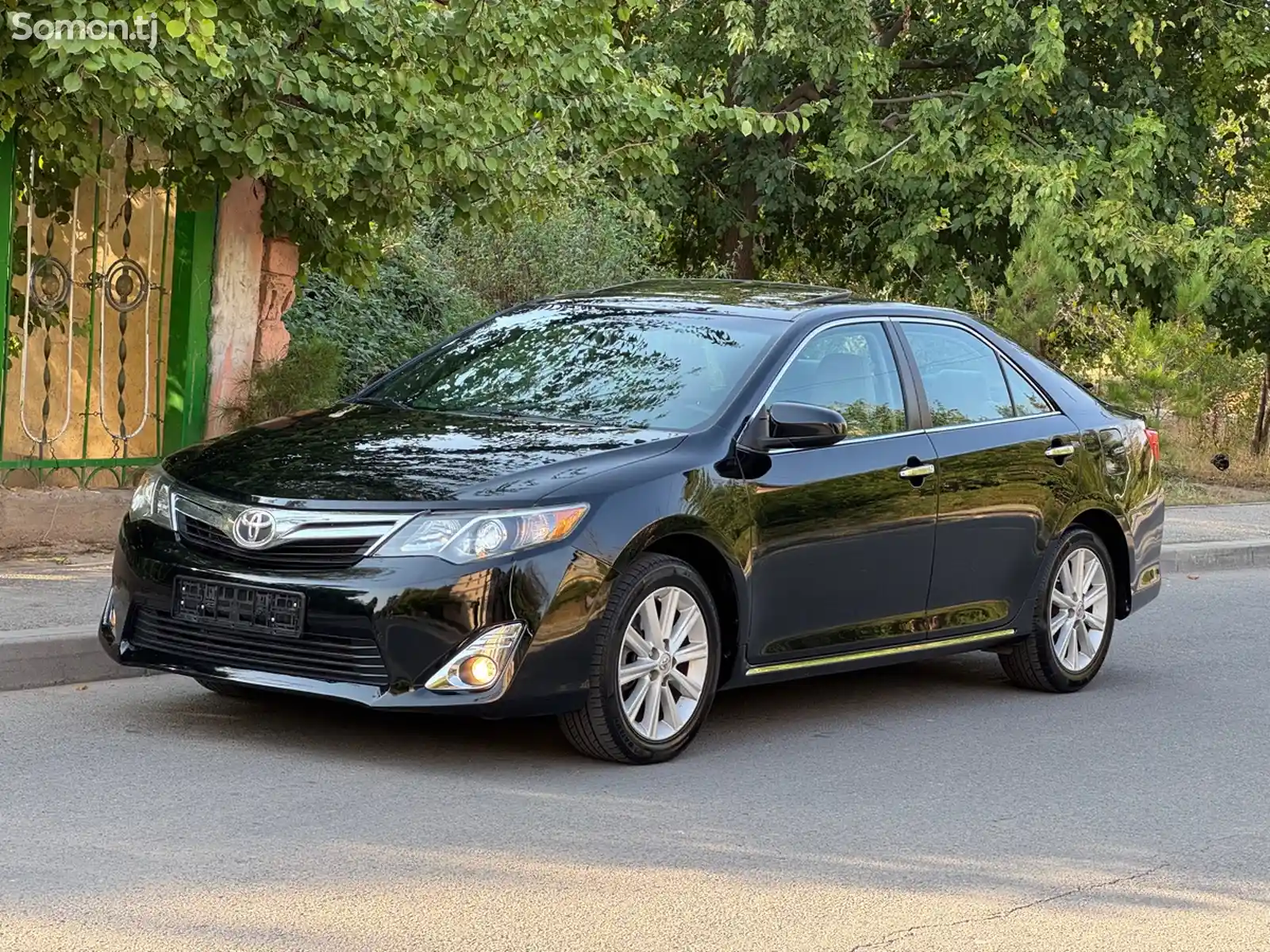 Toyota Camry, 2015-1