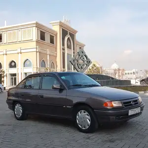 Opel Astra F, 1992