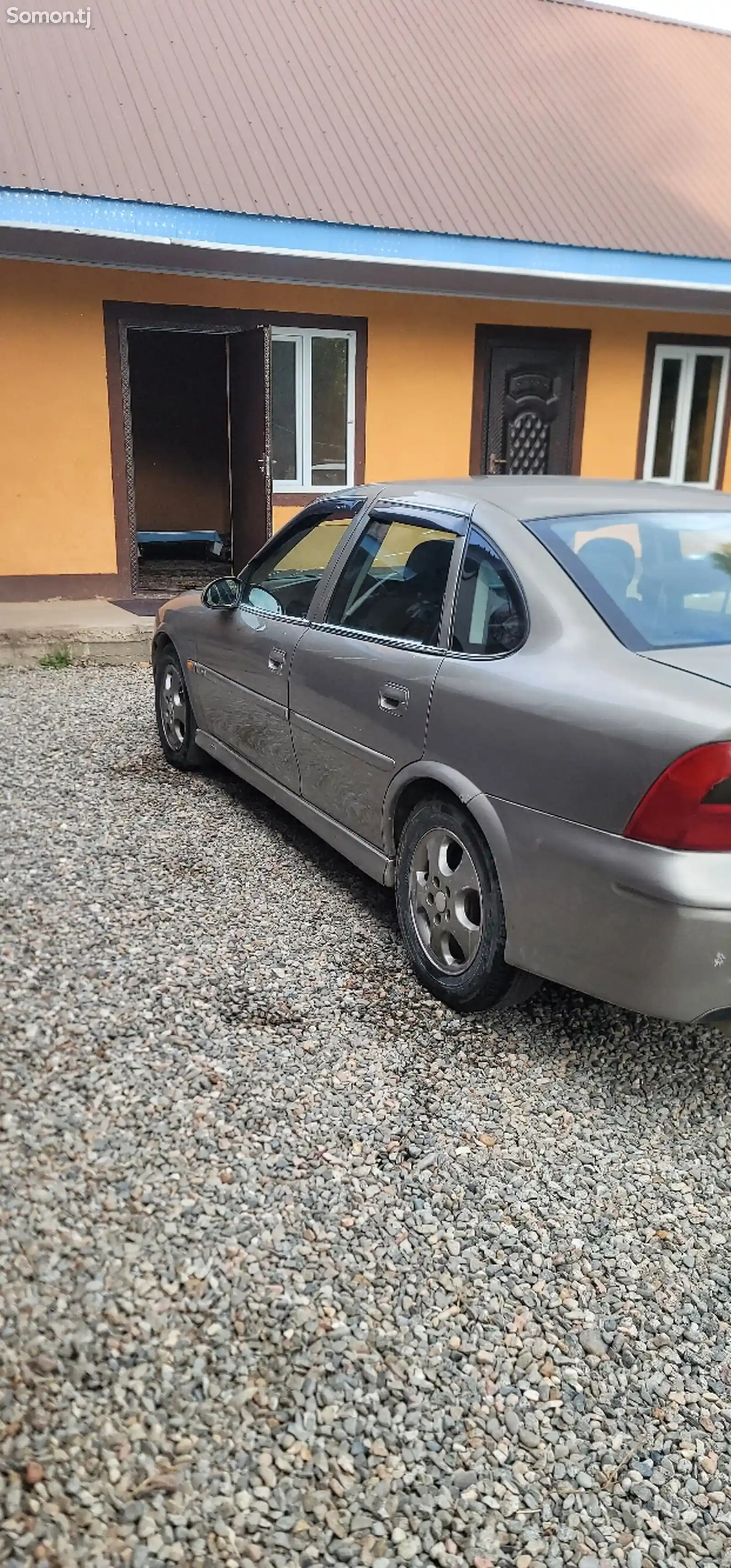 Opel Vectra B, 2000-7