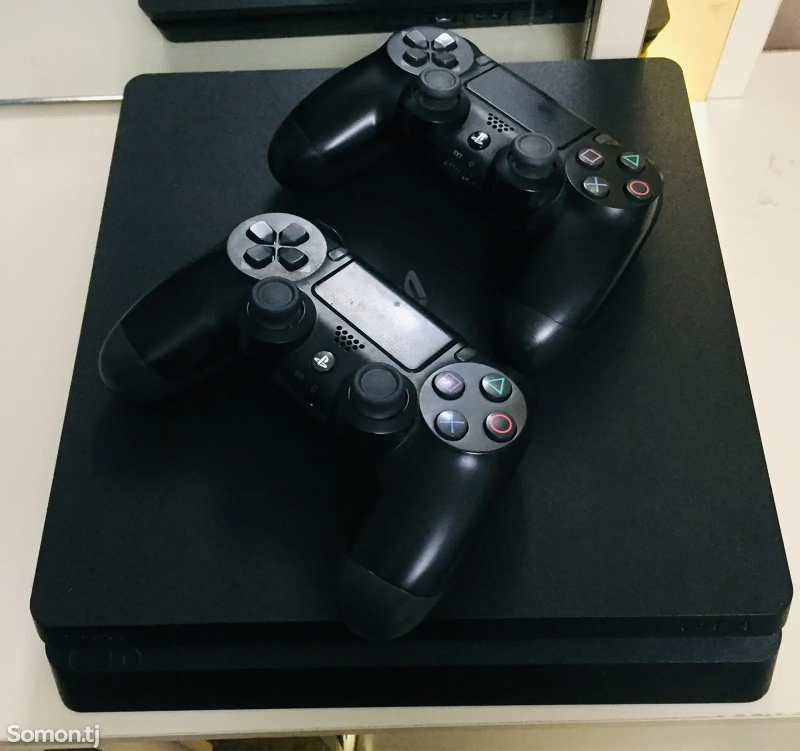 Игровая приставка Play Station 4slim 1tb