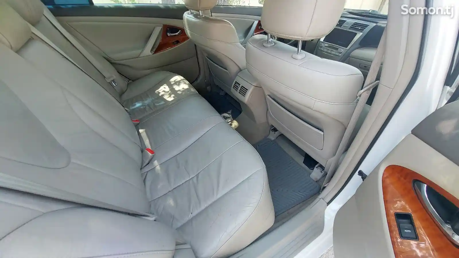 Toyota Camry, 2010-13