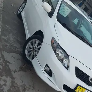 Toyota Corolla, 2011