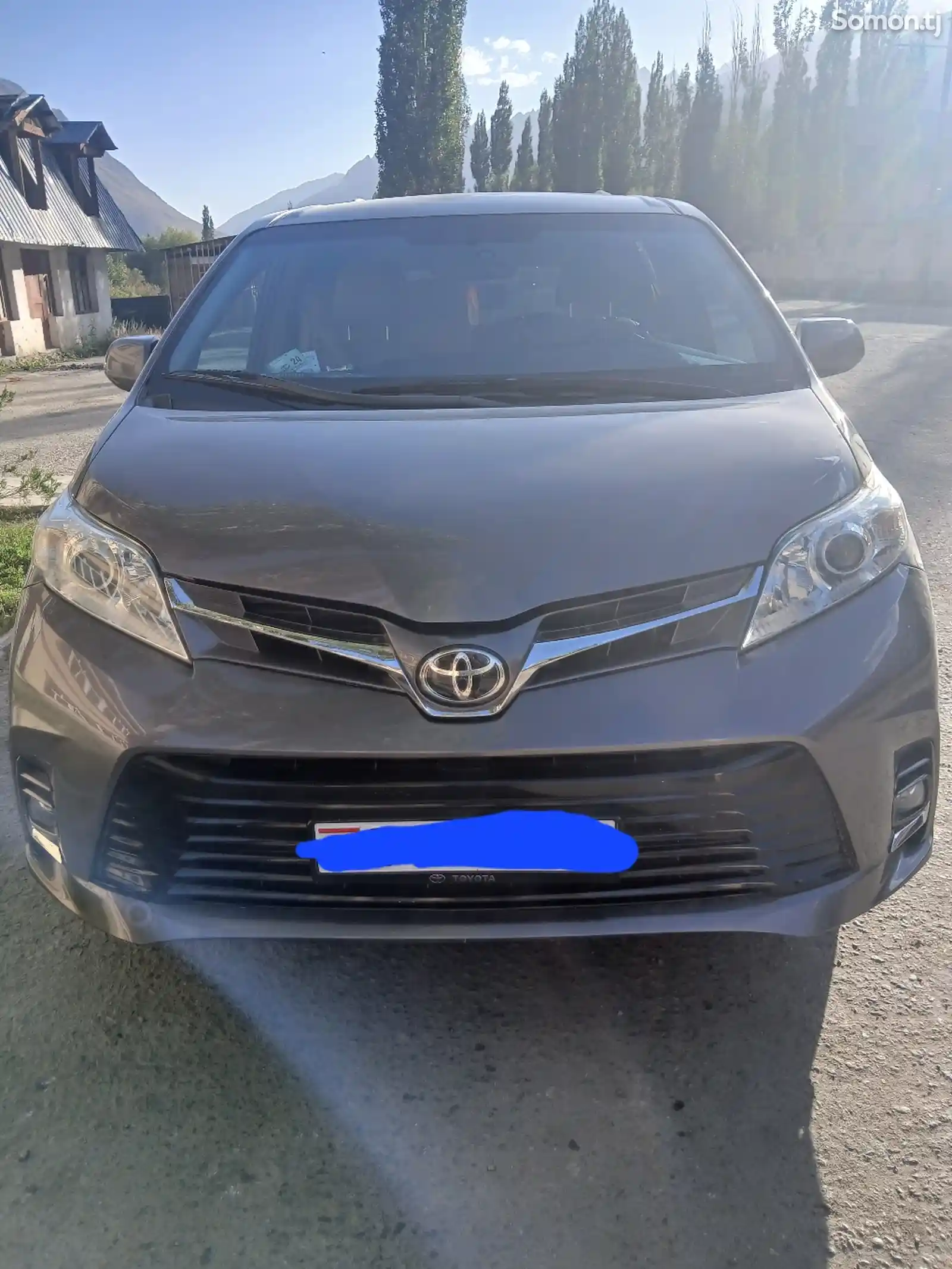 Toyota Sienna, 2015-1