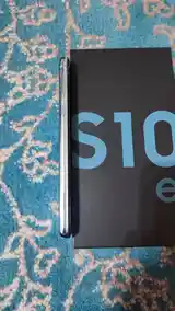 Samsung Galaxy s10e-2