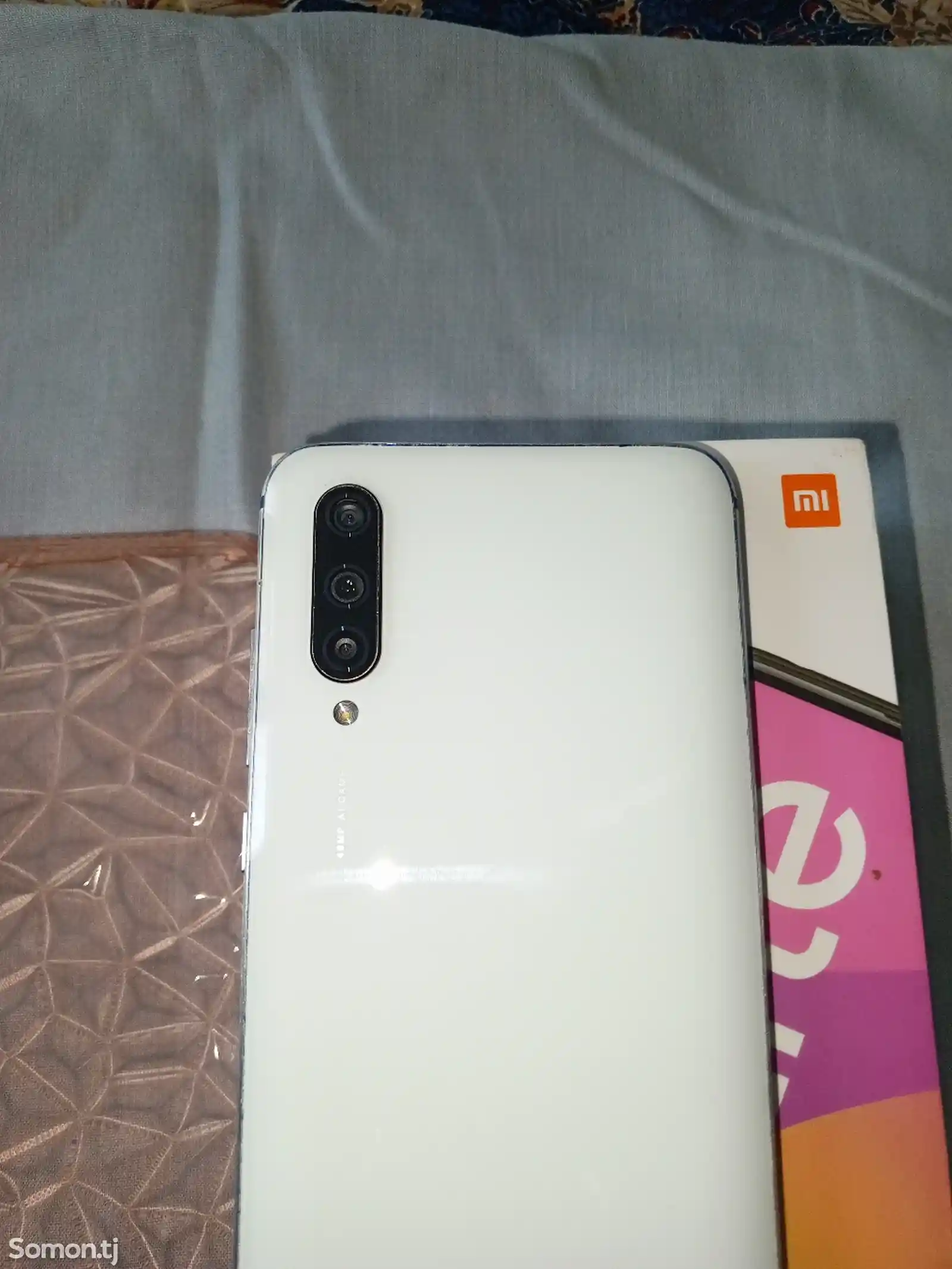 Xiaomi Mi 9 Lite 128Gb-3