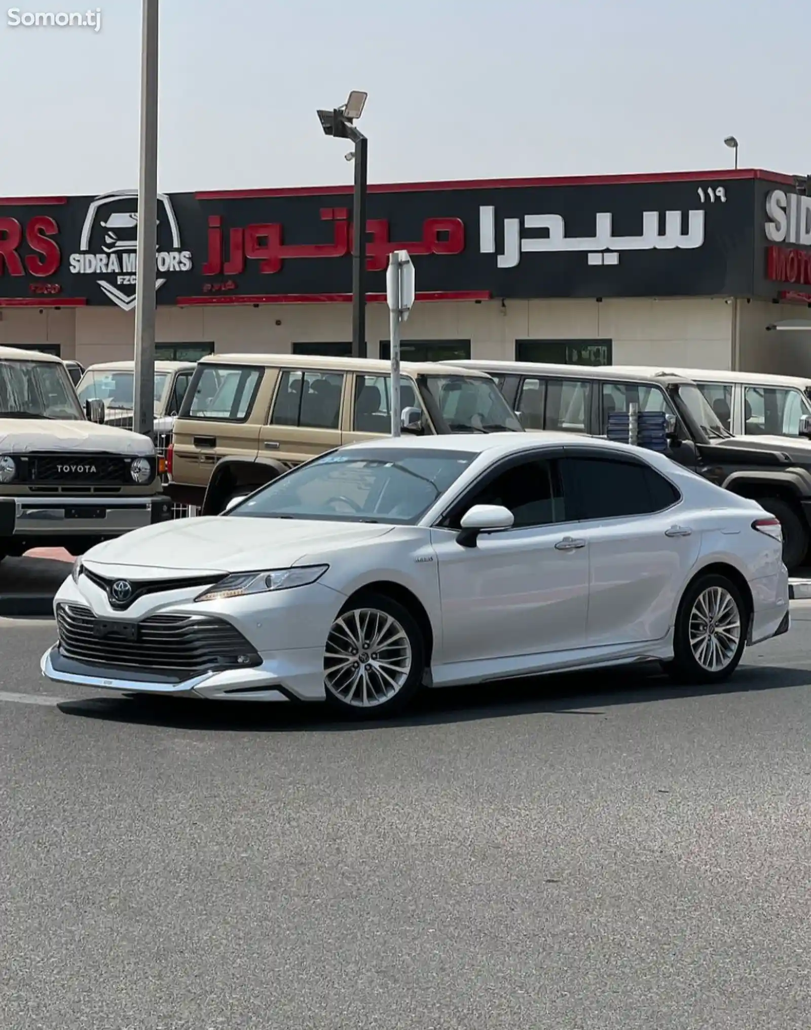 Toyota Camry, 2019-1