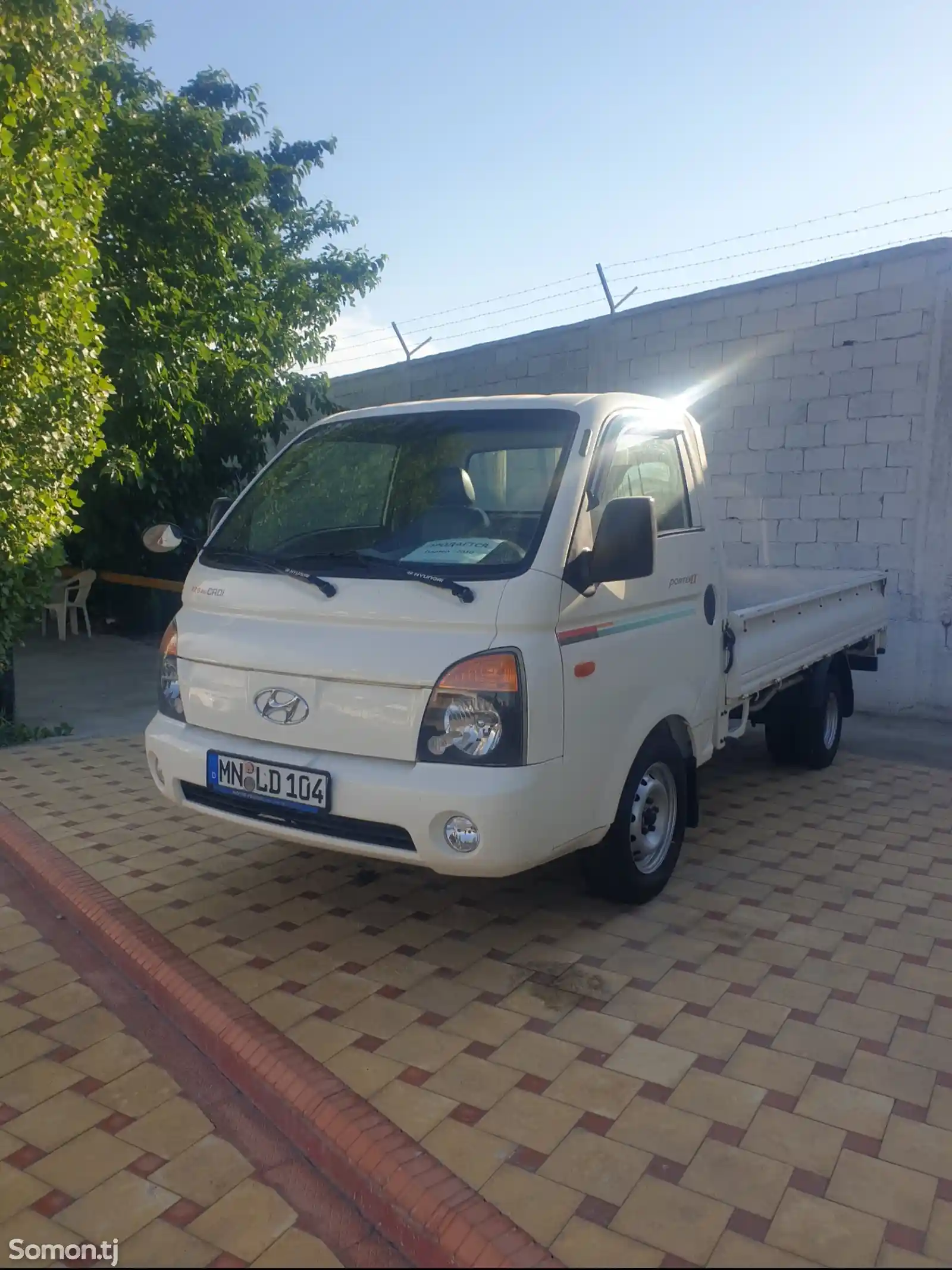 Бортовой автомобиль Hyundai Porter 2010-1