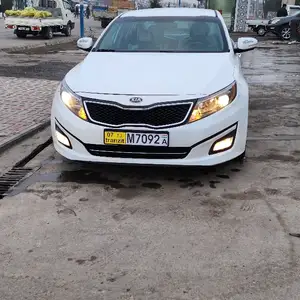 Kia K5, 2015