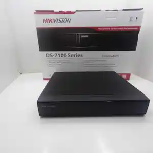 IP-видеорегистратор Hikvision DS-7108NI-Q1/M