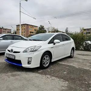 Toyota Prius, 2011