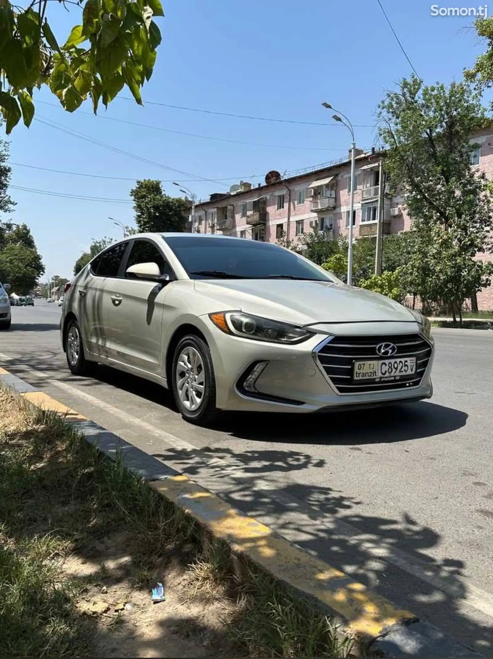 Hyundai Elantra, 2017-1