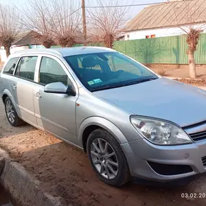 Opel Astra H, 2009