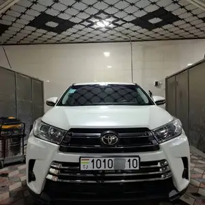 Toyota Highlander, 2016