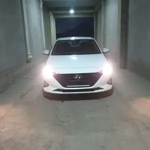 Hyundai Solaris, 2020