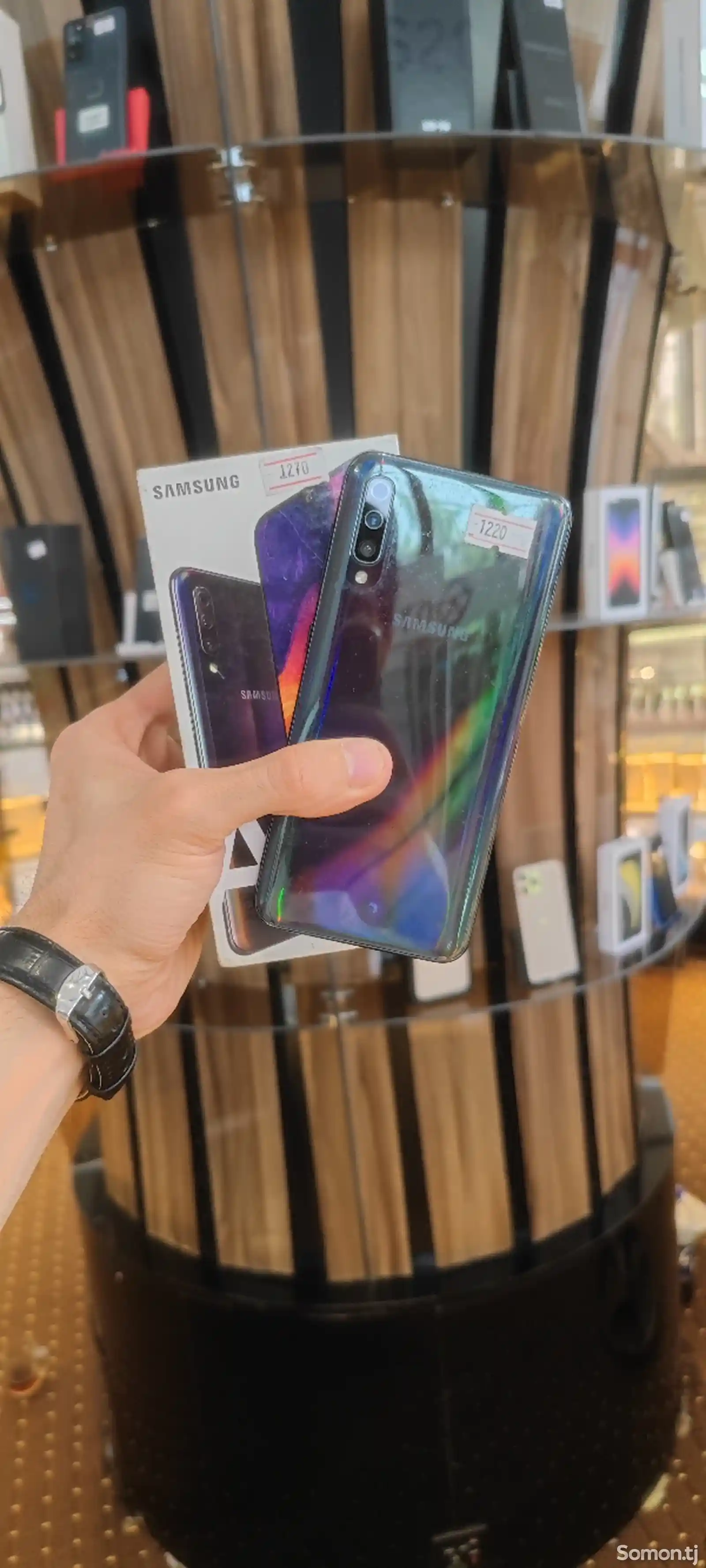 Samsung Galaxy A50-1