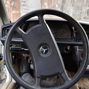 Руль на Mercedes-Benz