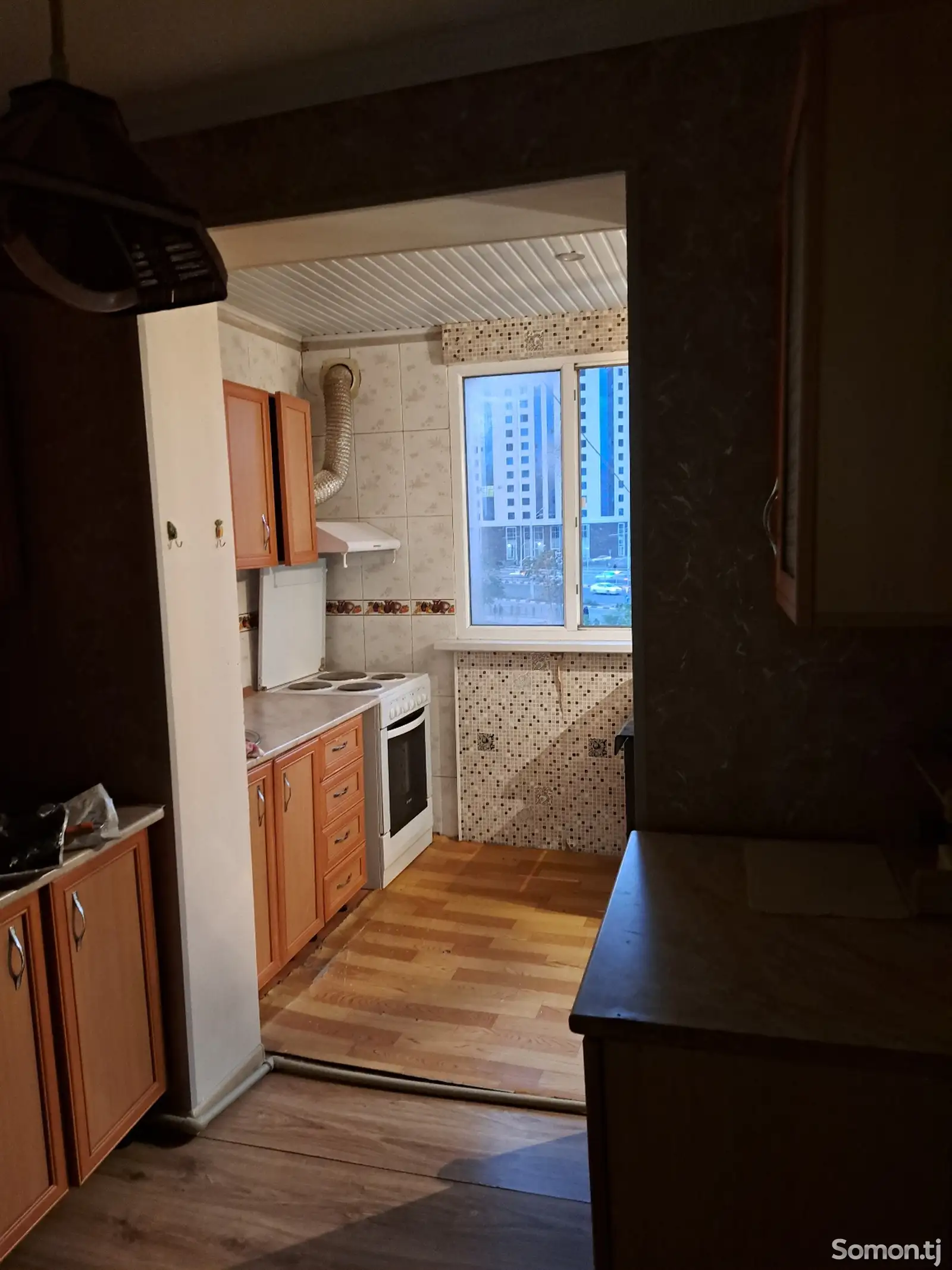 4-комн. квартира, 4 этаж, 80 м², 101мкр-8