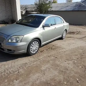 Toyota Avensis, 2005