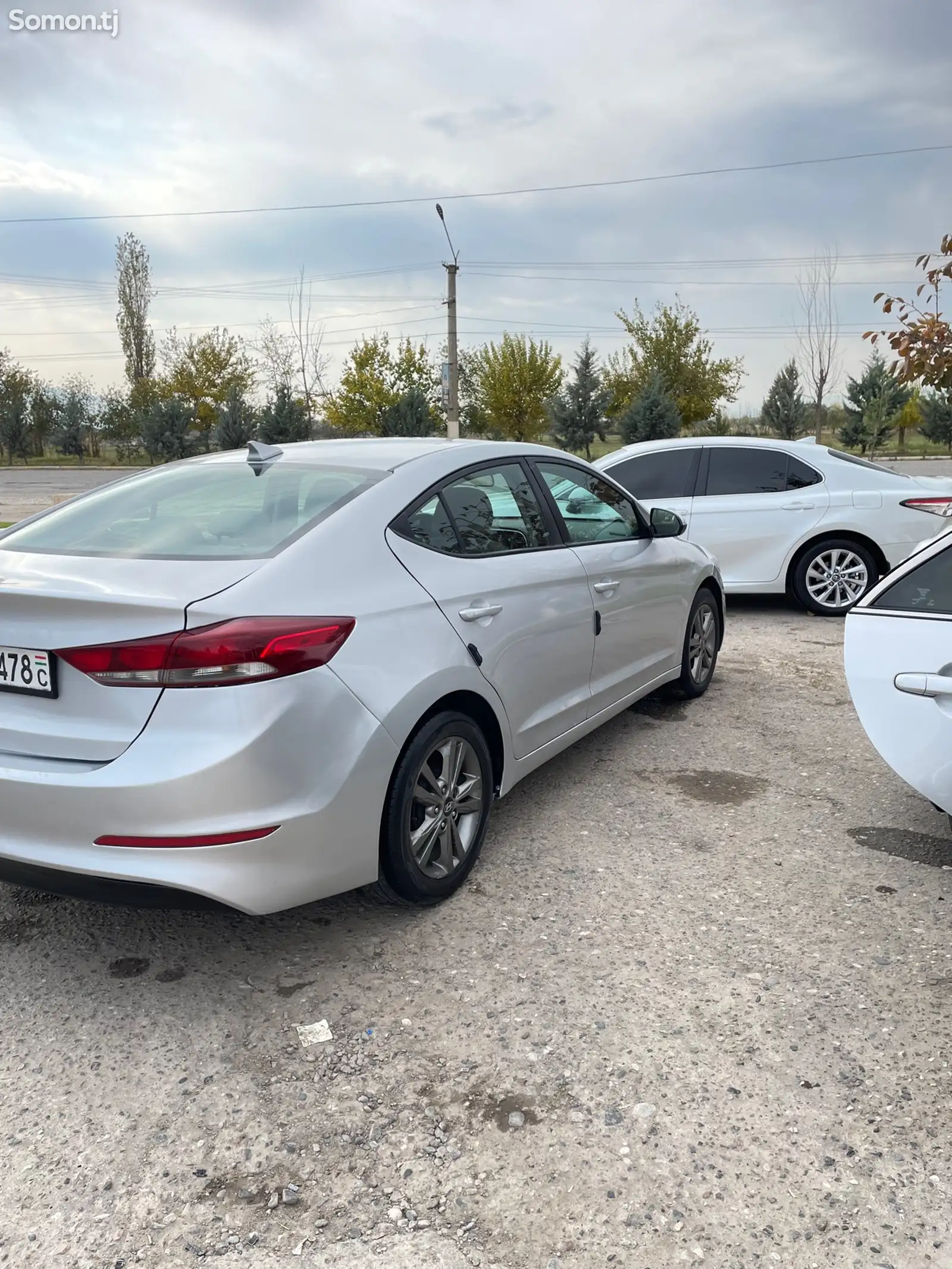 Hyundai Elantra, 2017-1