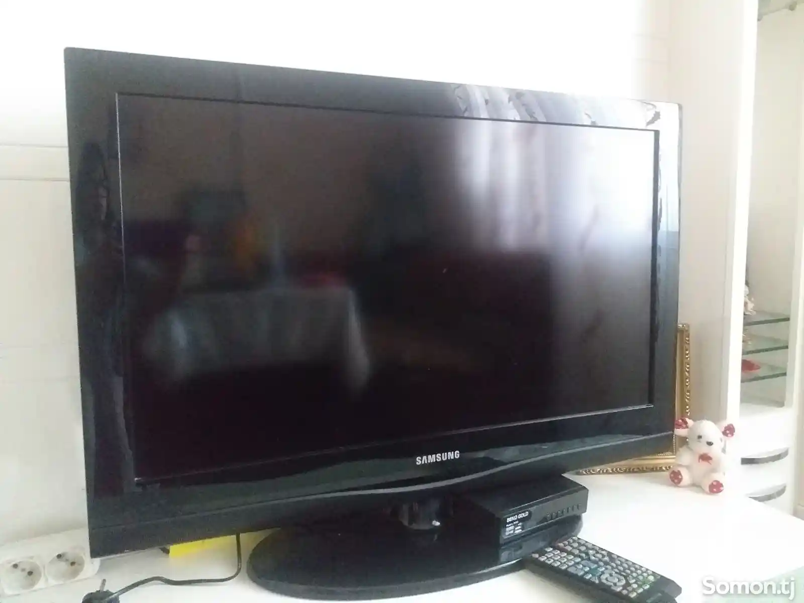 Телевизор самсунг-1