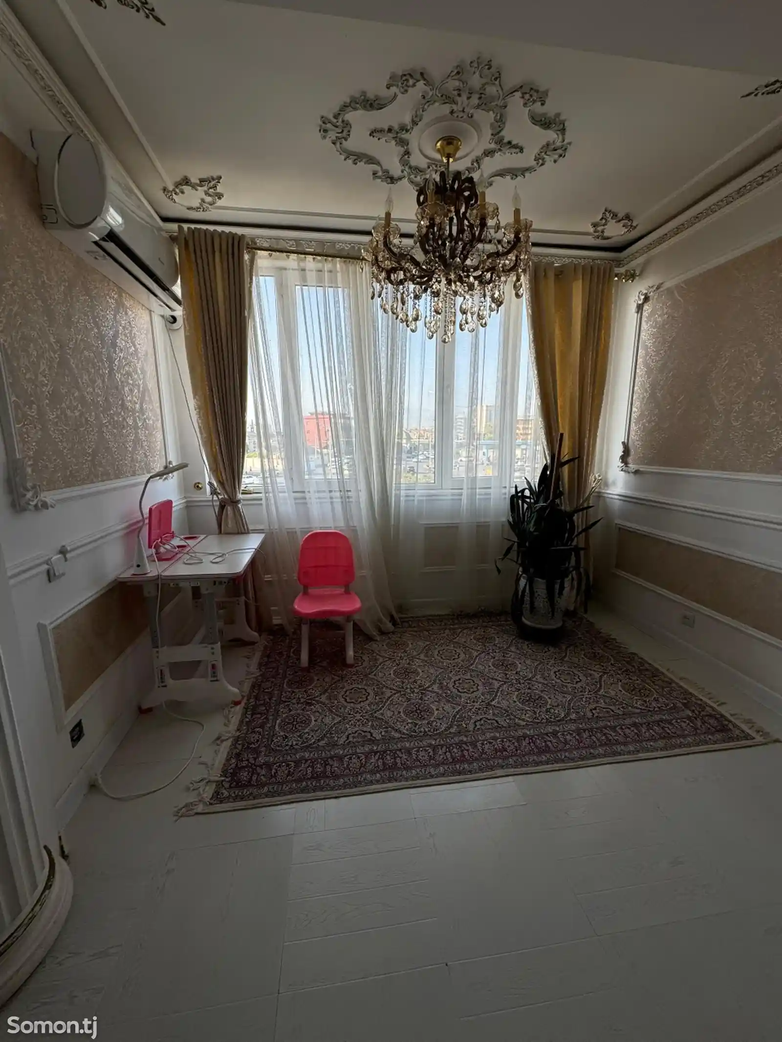 3-комн. квартира, 3 этаж, 56 м², Сино-8