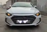 Hyundai Elantra, 2017-2