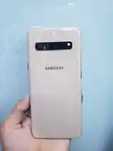 Samsung Galaxy S10 +5G-2