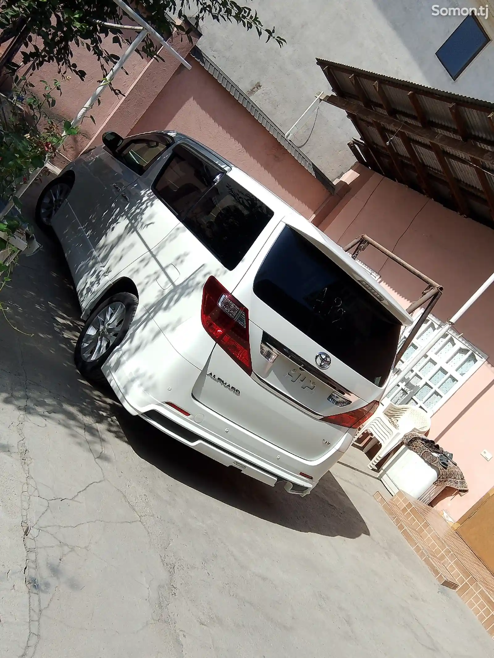 Toyota Alphard, 2014-5